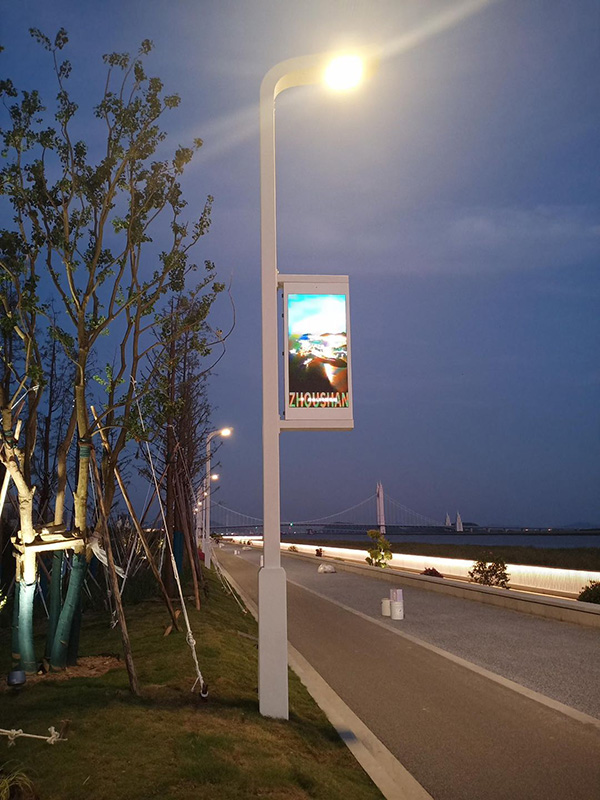 智慧燈杆,為城市夜景,增添科技感,美感