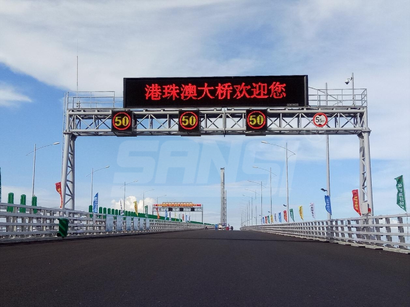 大香蕉9草在线LED,交通情報（bào）板,賦能,智慧交通,“動態神經”