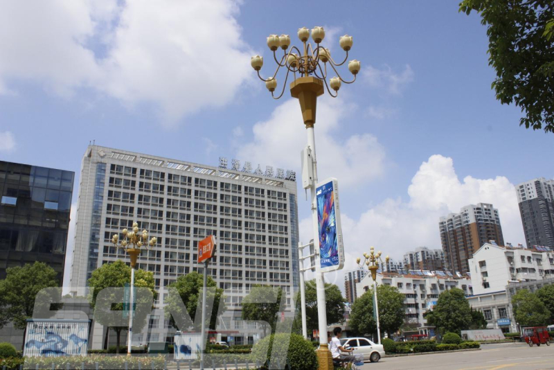 智慧路燈（dēng）係統,科技賦能城市,生態與生活,品質雙提升