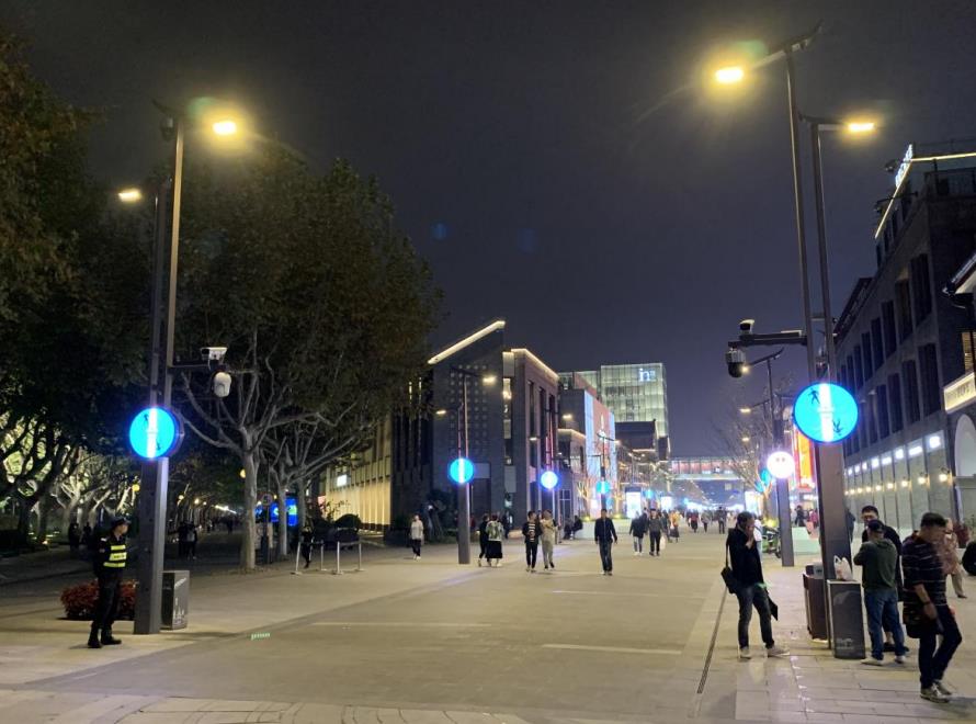 智慧路(lù)燈,點亮城市管理,LED路燈,智能燈杆