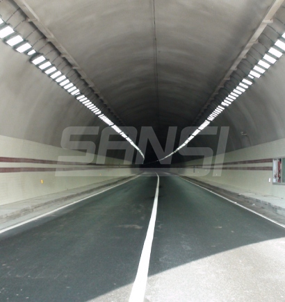 雲南富硯高速隧道