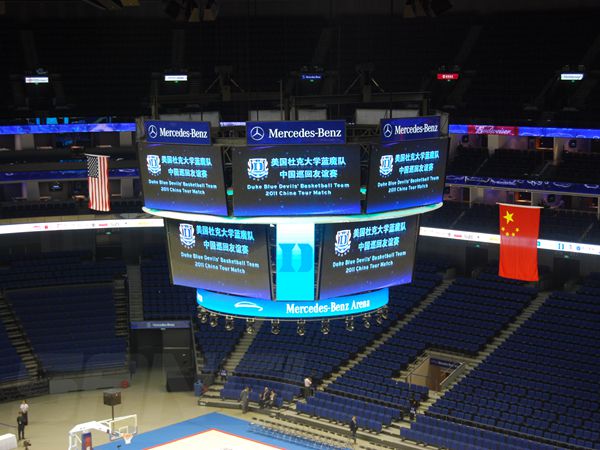 上海奔馳-梅（méi）賽德斯文化中心室內顯（xiǎn）示（shì）屏