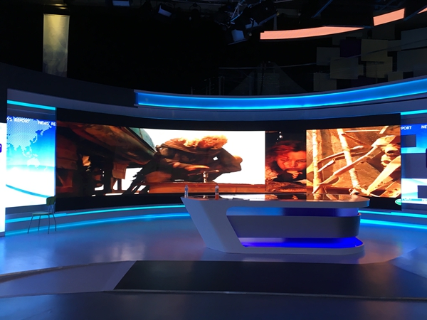 哈爾濱電視台室內全彩顯示屏