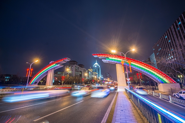 北京長安街複興門彩虹門LED顯示屏