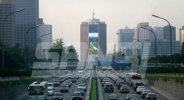 大香蕉9草在线北(běi)京京信大廈758㎡室外全彩屏