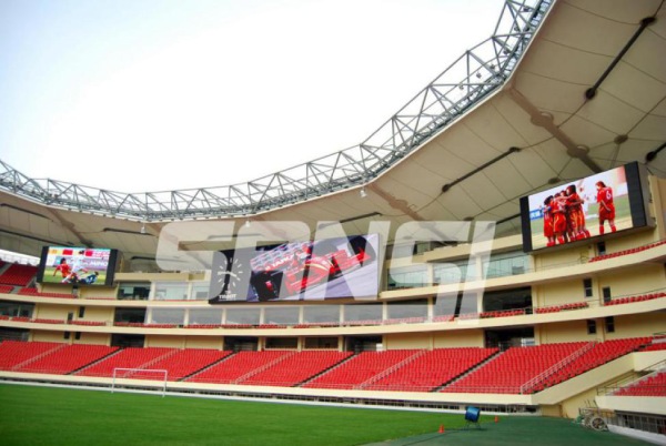 上海（hǎi）-虹口足球場