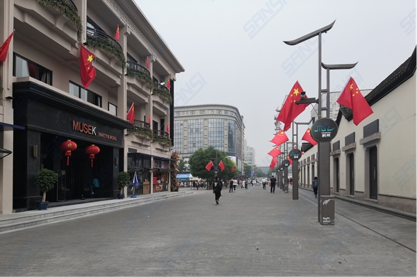 杭州湖濱（bīn）路智慧路燈