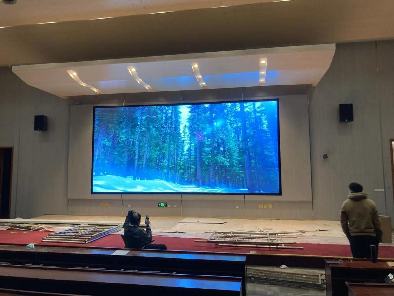 智慧能源應用,大(dà)連中(zhōng)冶焦耐,LED顯示(shì)屏項目