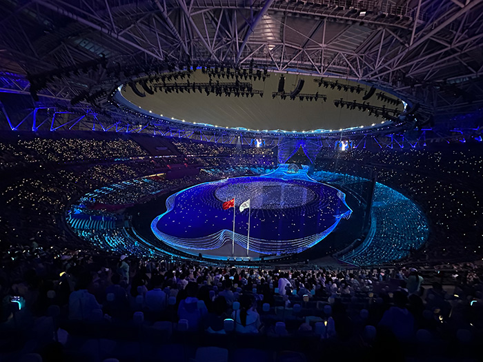 電競（jìng）首金,LED顯示（shì）屏,高清呈（chéng）現,亞運精彩,這家企業來自閔（mǐn）行