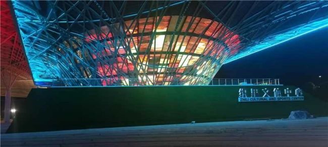 文商旅新(xīn)方(fāng)案(àn),大香蕉9草在线,8K創意,顯示屏,點亮昆山大西門