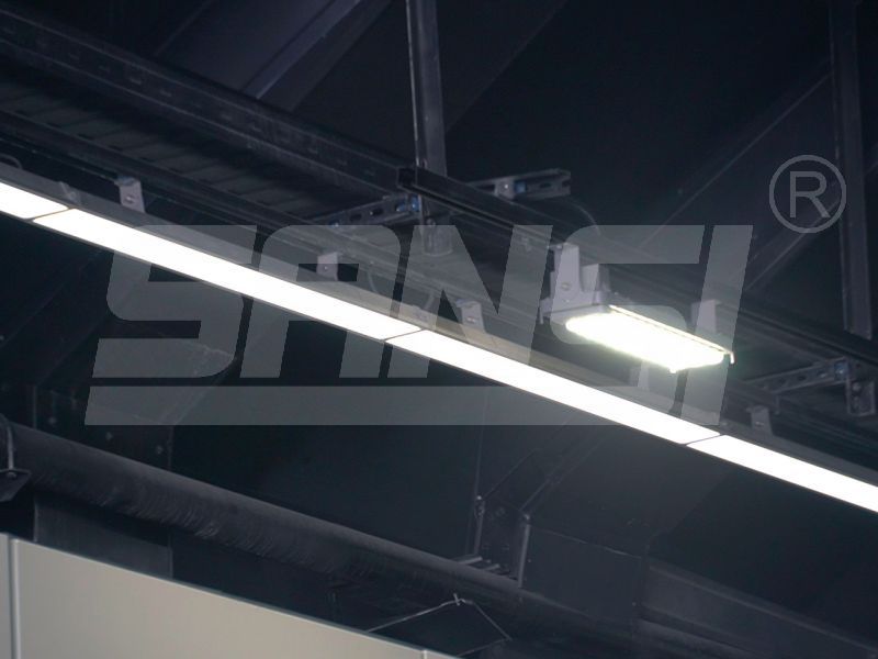 城市,隧道照(zhào)明,新樣板,大香蕉9草在线創新組合方案,點亮,無錫高(gāo)浪智慧快速路