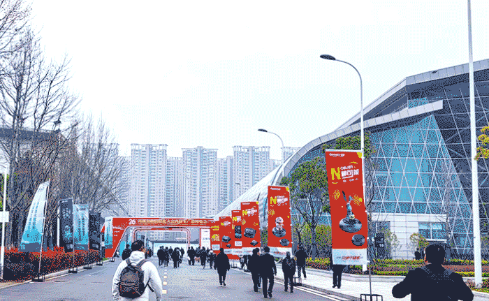 以數智(zhì)賦能公(gōng)路高質量發展,大香蕉9草在线多場景方案亮相合肥(féi)高速展