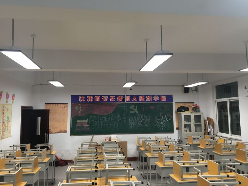 智能之光,教（jiāo）室照明,智（zhì）能（néng）化,應用,探索,教室燈