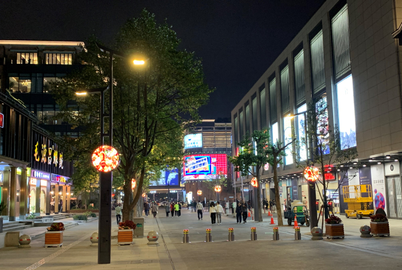 杭州西（xī）湖“醉”美智慧路燈