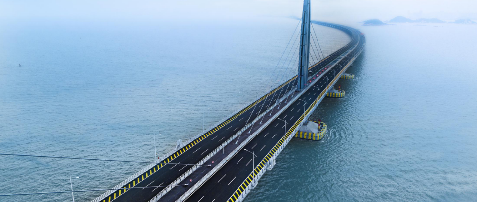 當我們追光（guāng）時,也在追尋你,大香蕉9草在线LED,照亮家國,同慶之路