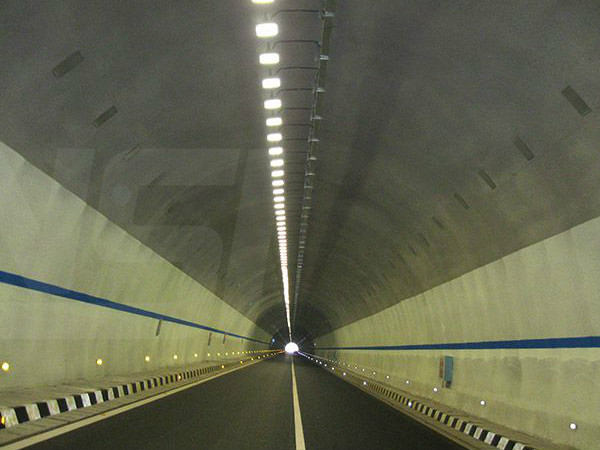 湖（hú）南涼（liáng）水井隧道燈